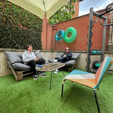 شباب فري بيت شباب روما