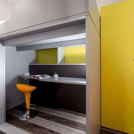 شباب فري بيت شباب *