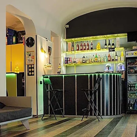 Hostel Free *