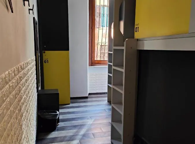 Hostel Free Rome