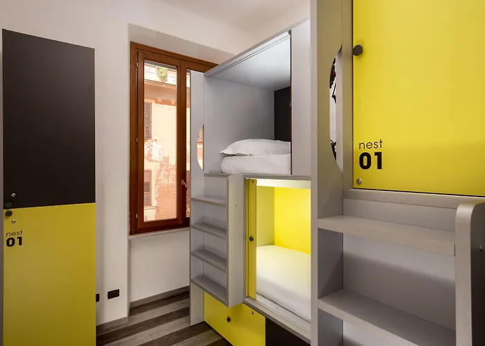 Hostel Free *